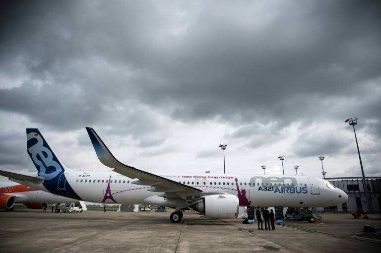 industrie - aérospatiale - transport - aviation - climat - pollution