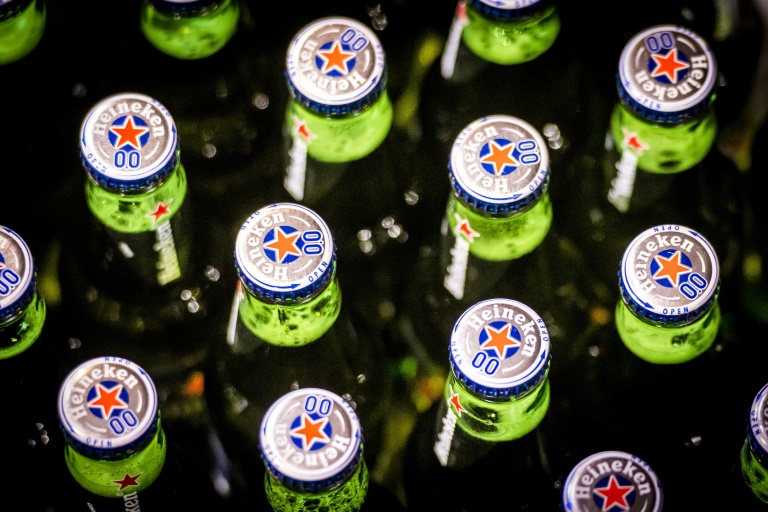 Holanda - economía - bebidas - despidos