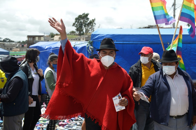 Ecuador - indígenas - política - inversión - comercio