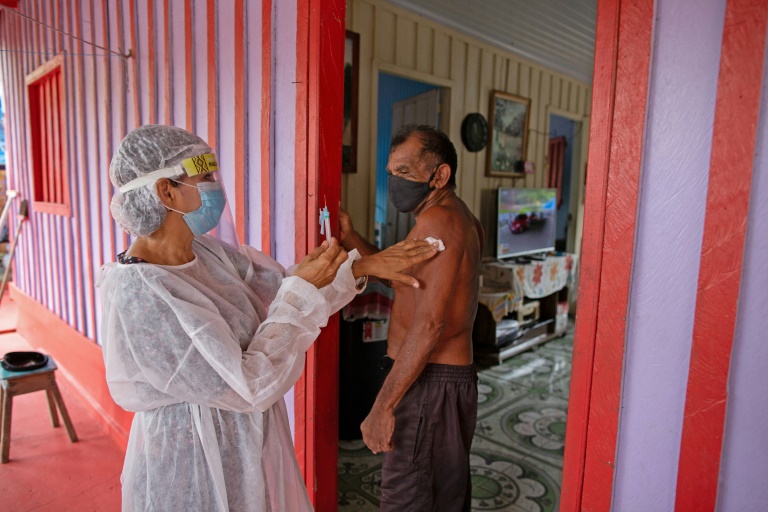 Brasil - empresas - epidemia - vacunas - virus - salud