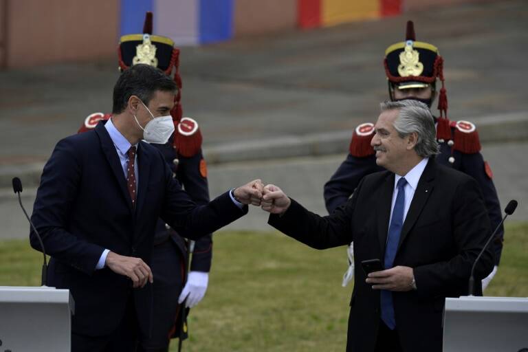Argentina,España,diplomacia,economía,deuda,pandemia,vacunas