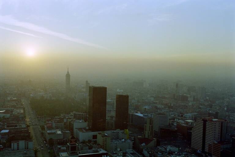 química - medioambiente - contaminación - construcción
