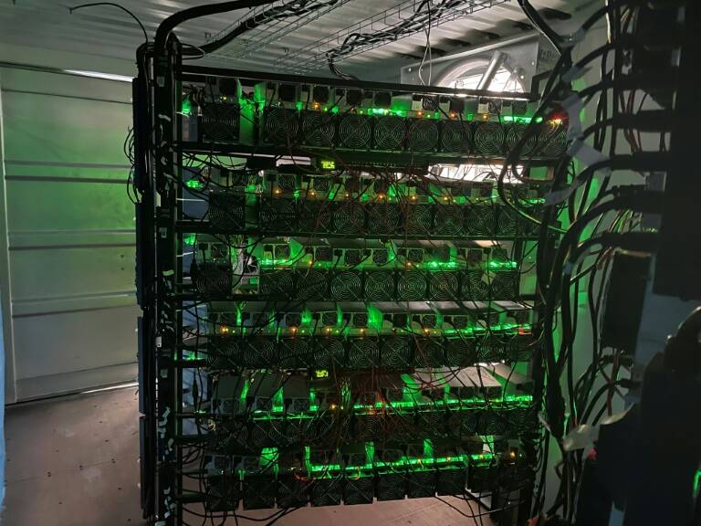 Irán,parlamento,moneda,sanción,criptomonedas