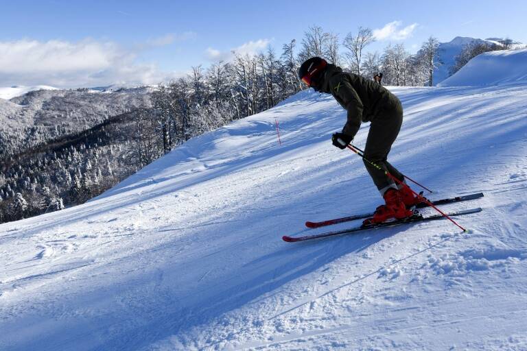 Oly - 2022 - Jamaïque - JAM - Timor - TLS - ski - alpin