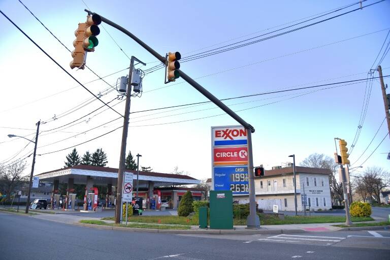 US - oil - earnings - ExxonMobil