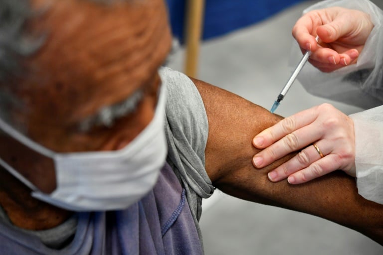 Francia - salud - virus - pandemia - vacunas - farmacéutica