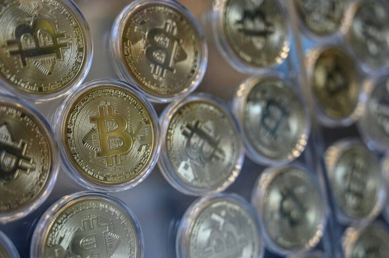 mundo,mercados,bitcoin,telecomunicaciones,informática,divisas