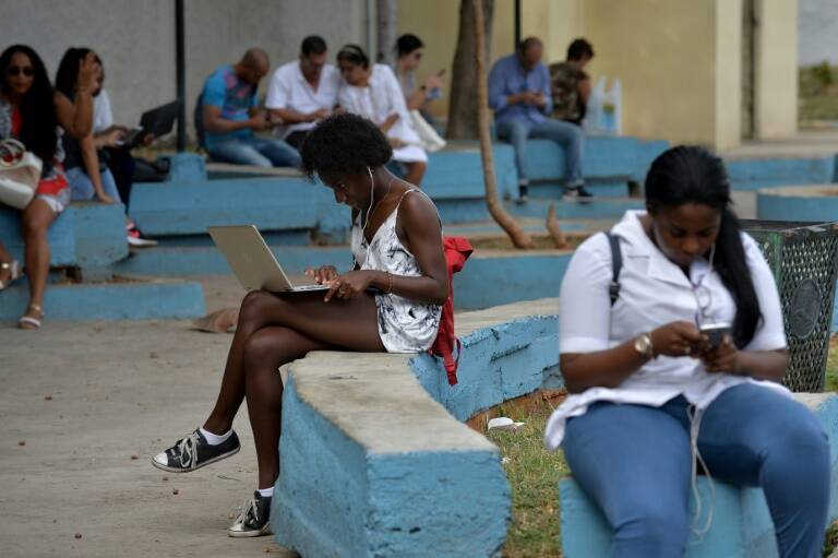 manifestaciones - gobierno - política - internet - Cuba
