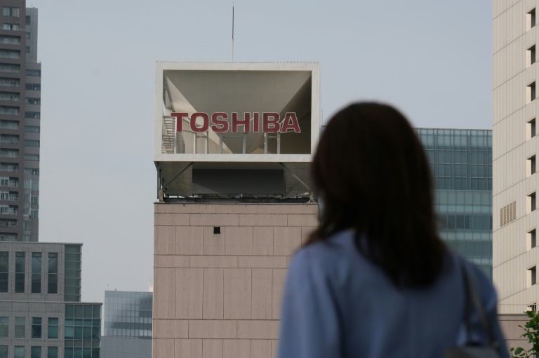 Japan,company,Toshiba,spin,off