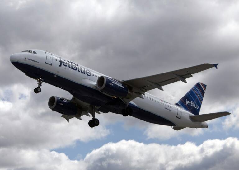 EEUU - fusiones - empresas - aviación