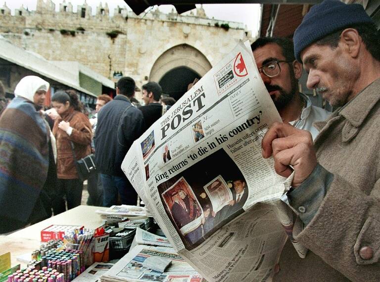Israel,Irán,prensa,internet,piratería,medios