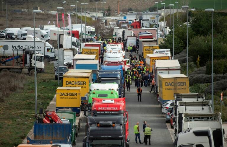 España - sindicatos - gobierno - huelga - transporte - alimentación