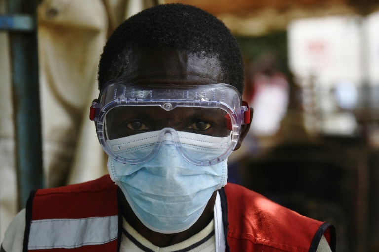 Uganda, salud, ébola