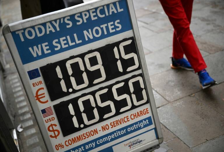 GB - divisas - deuda - presupuesto - gobierno - economía - impuestos - inflación