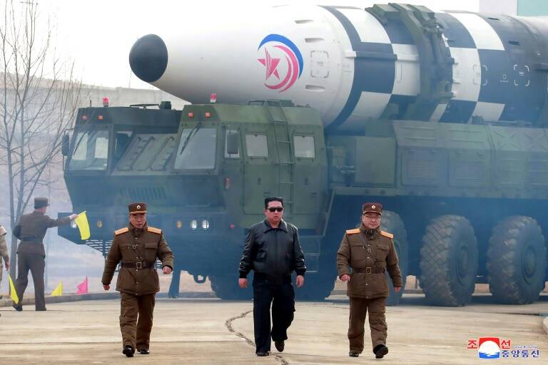 Japan,security,sanction,weaponry,nuclear