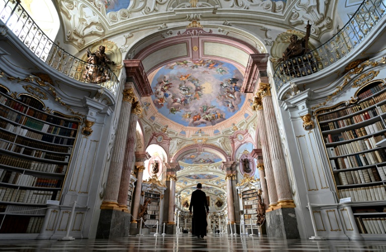Austria,religion,library,internet