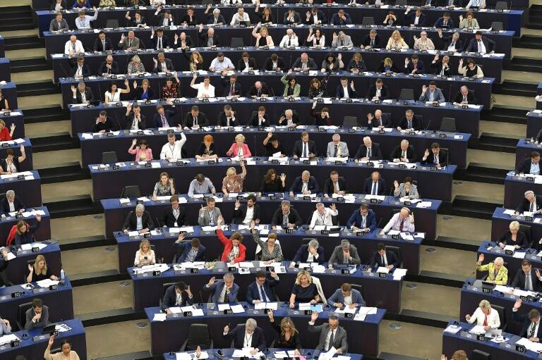 UE - parlamento - combustibles - aviación - transporte - energía - clima