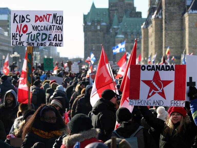 Canada - pandemia - manifestaciones - gobierno - transporte - epidemia - vacunas - virus - salud