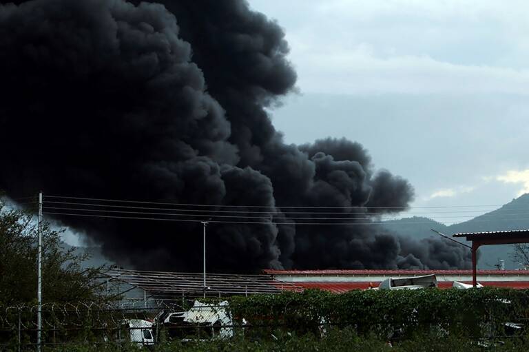 Venezuela - petróleo - incendio