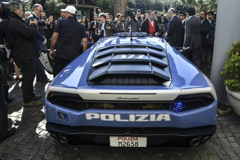 Italia,policía,salud