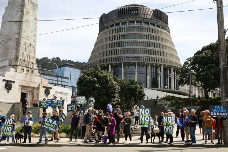 NZealand,politics,agriculture,climate,tax