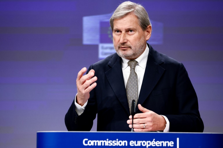 UE - finanzas - Hungra - diplomacia - corrupcin