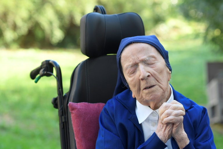 Francia - ancianos - sociedad - demografa - salud - ciencias