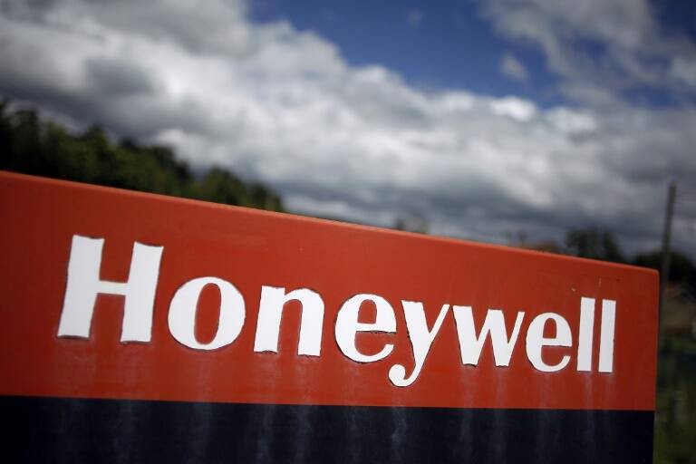 crime,bribery,US,Brazil,Algeria,Petrobras,Honeywell
