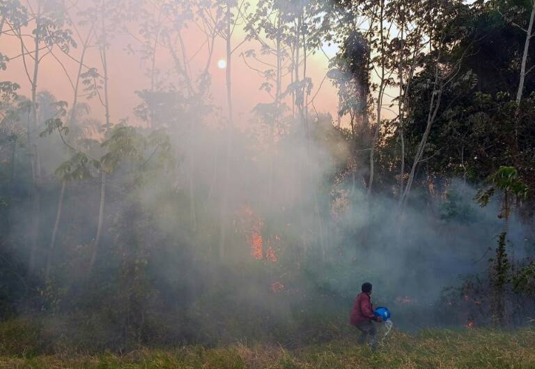 Bolivia,incendio,indígenas