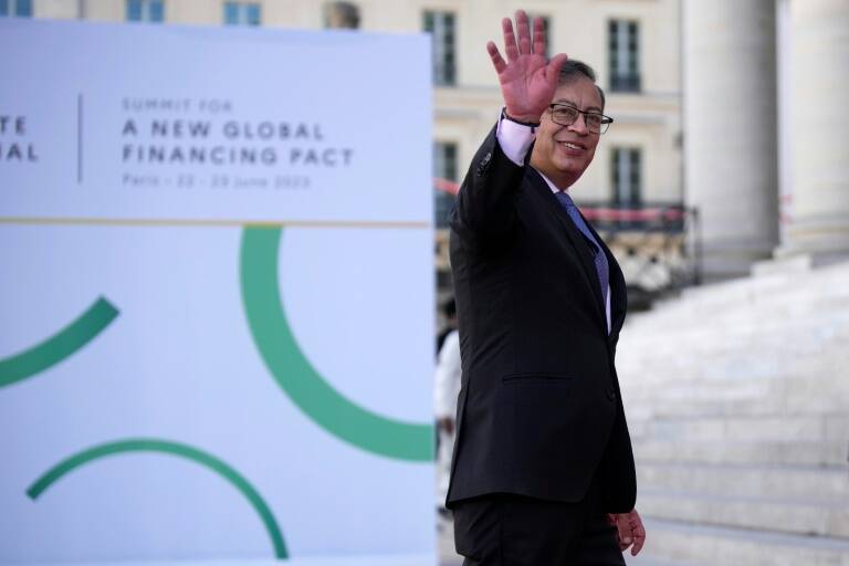 Colombia,diplomacia,clima,deuda,economía,UE,Francia,cumbre