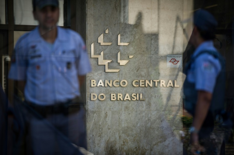 Brasil - economa - tasas - poltica