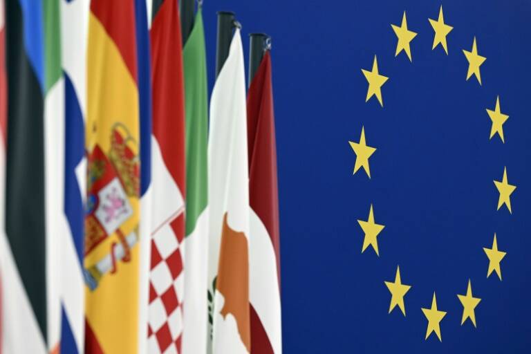 UE,finanzas,Rusia,CostaRica,Uruguay