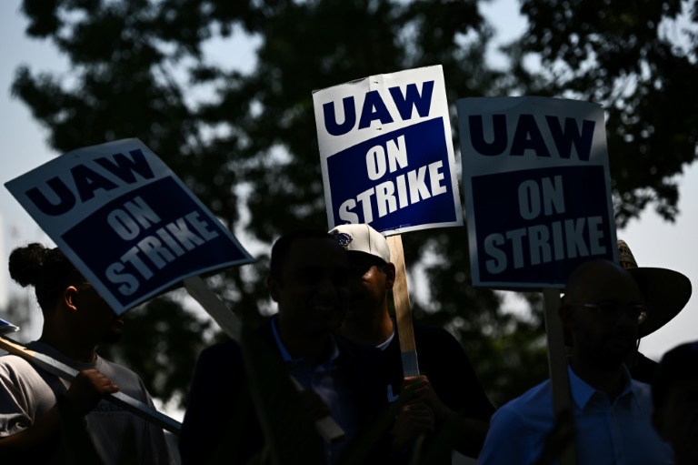 US - labor - automobile - unions - strike