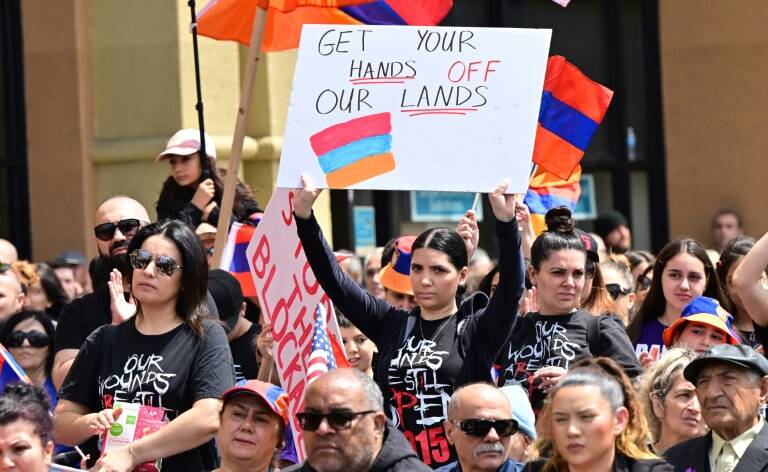 Armenia,Azerbaiyán,conflicto,informática,espionaje