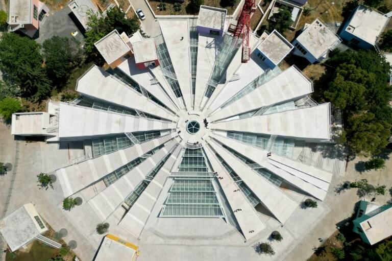informatique,éducation,histoire,Albanie,architecture,USA