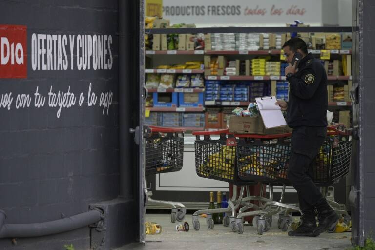 Argentina,disturbios,distribución,alimentos,policía,sociedad,criminalidad