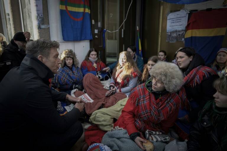 Noruega,Suecia,clima,ganadería,energía,indígenas