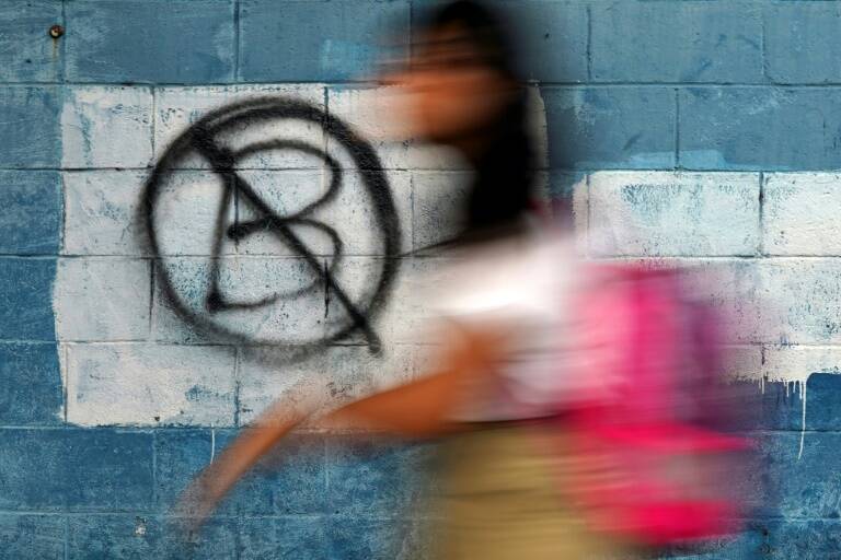 ElSalvador,economía,política,finanzas,criptomonedas,divisas,tecnología,deuda