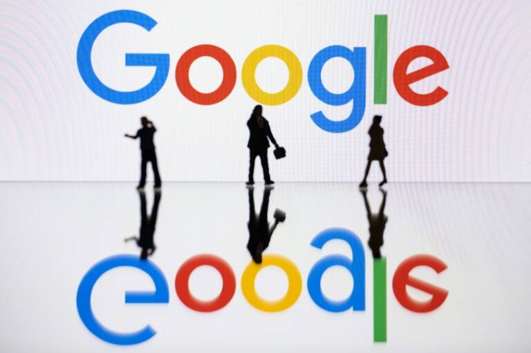 Canada,media,politics,Google