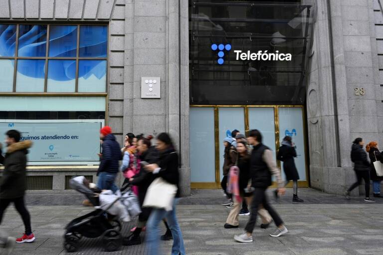 dividendos,social,utilidades,telecomunicaciones,Espagne,despidos