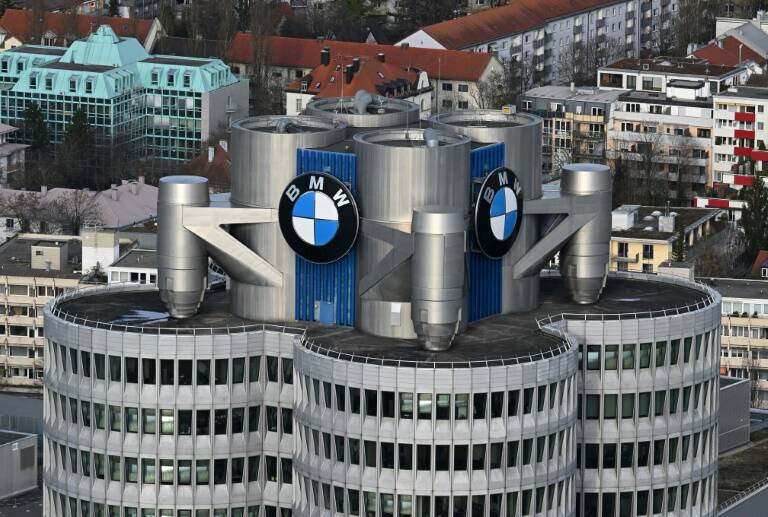 Alemania,automóvil,utilidades,finanzas