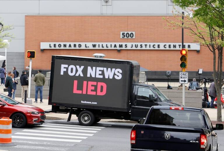US,media,politics,Fox