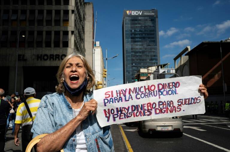 corrupción,jubilación,salud