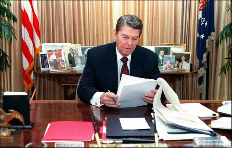 US - defense - space - history - Reagan