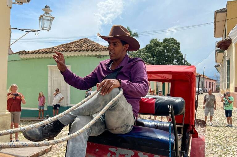 Cuba,diplomacia,economía,Rusia,turismo,aviación,Turquía,Canadá