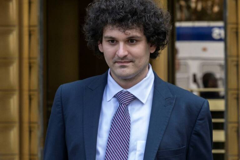 market,fraud,trial