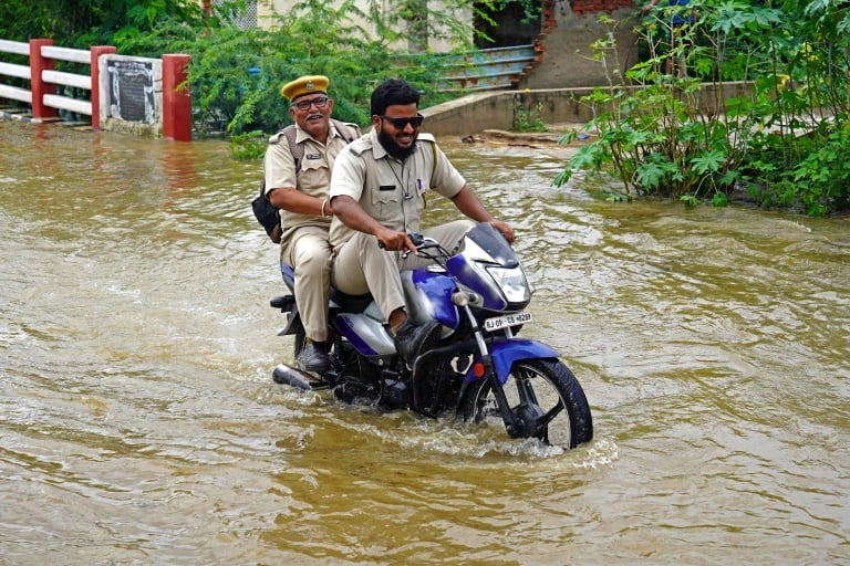 India - weather - climate - flood
