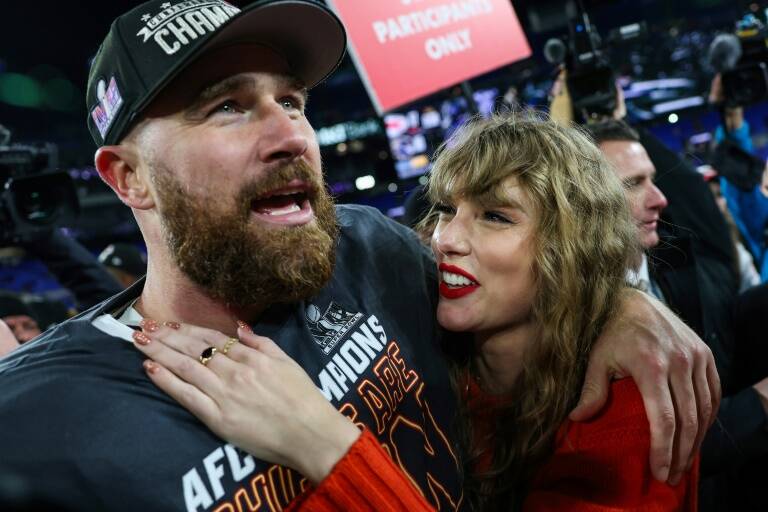 Amfoot,entertainment,NFL,SuperBowl,Swift,Japan,offbeat