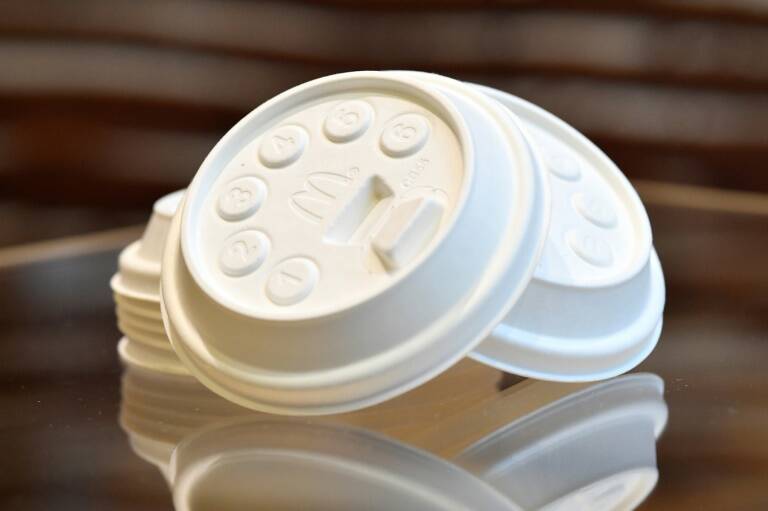UE,medioambiente,restaurante,contaminación,desechos,manufactura,papel,plásticos