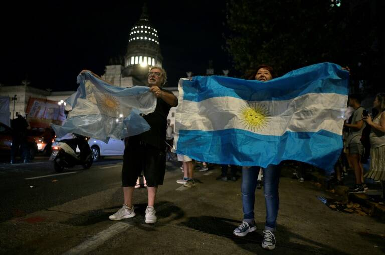 política,economía,ciencia,cultura,Argentina